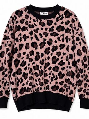 YUNA Pink Leopard Print Sweater Womens Size L Oversized Animal Print